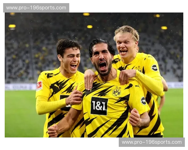 巅峰对决，荣耀之巅：重温拜仁慕尼黑与多特蒙德的欧冠史诗